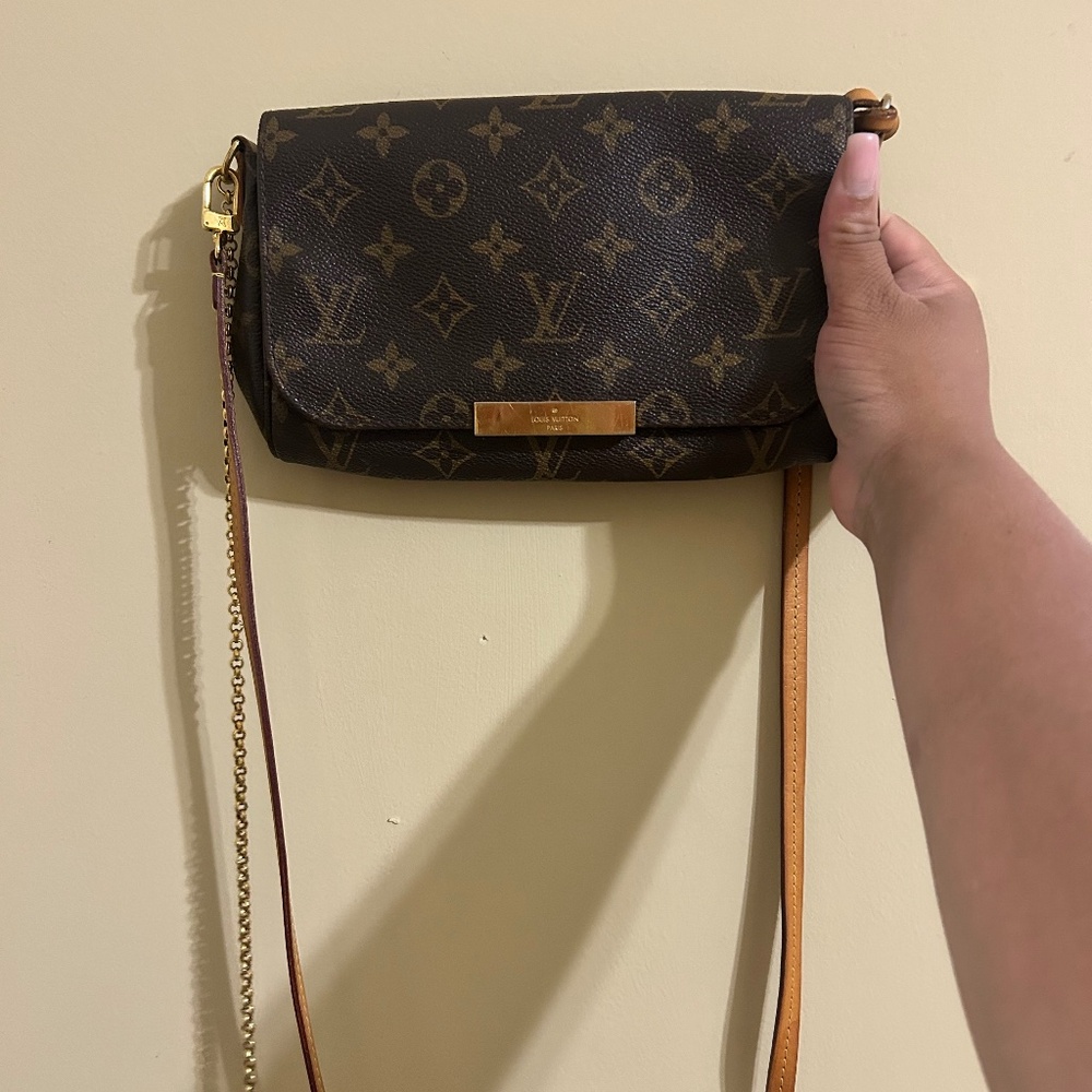 Louis Vuitton Favorite PM